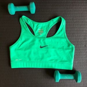 Nike Pro Sports Bra